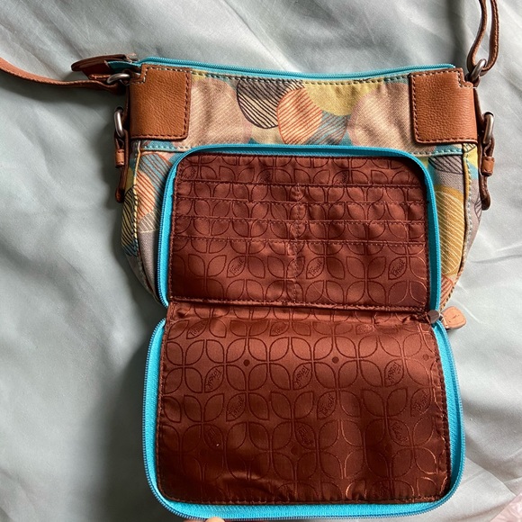 Fossil multicolored purse with adjustable strap - Picture 2 of 8